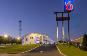 Motel 6-Commerce, GA